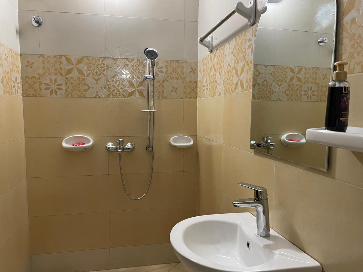 Jaffa Suites คัมพาลา ภายนอก รูปภาพ