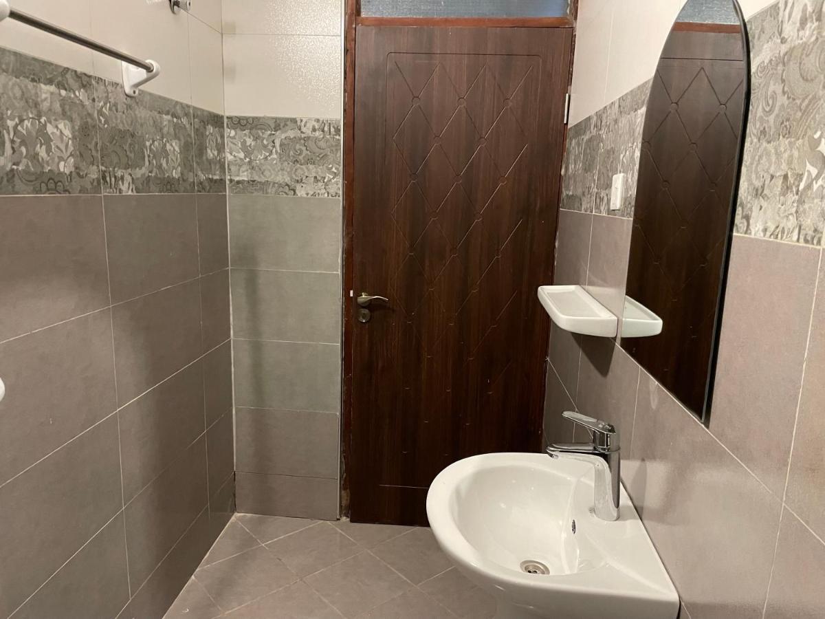 Jaffa Suites คัมพาลา ภายนอก รูปภาพ
